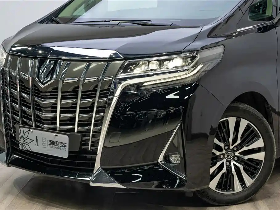 TOYOTA ALPHARD 2019