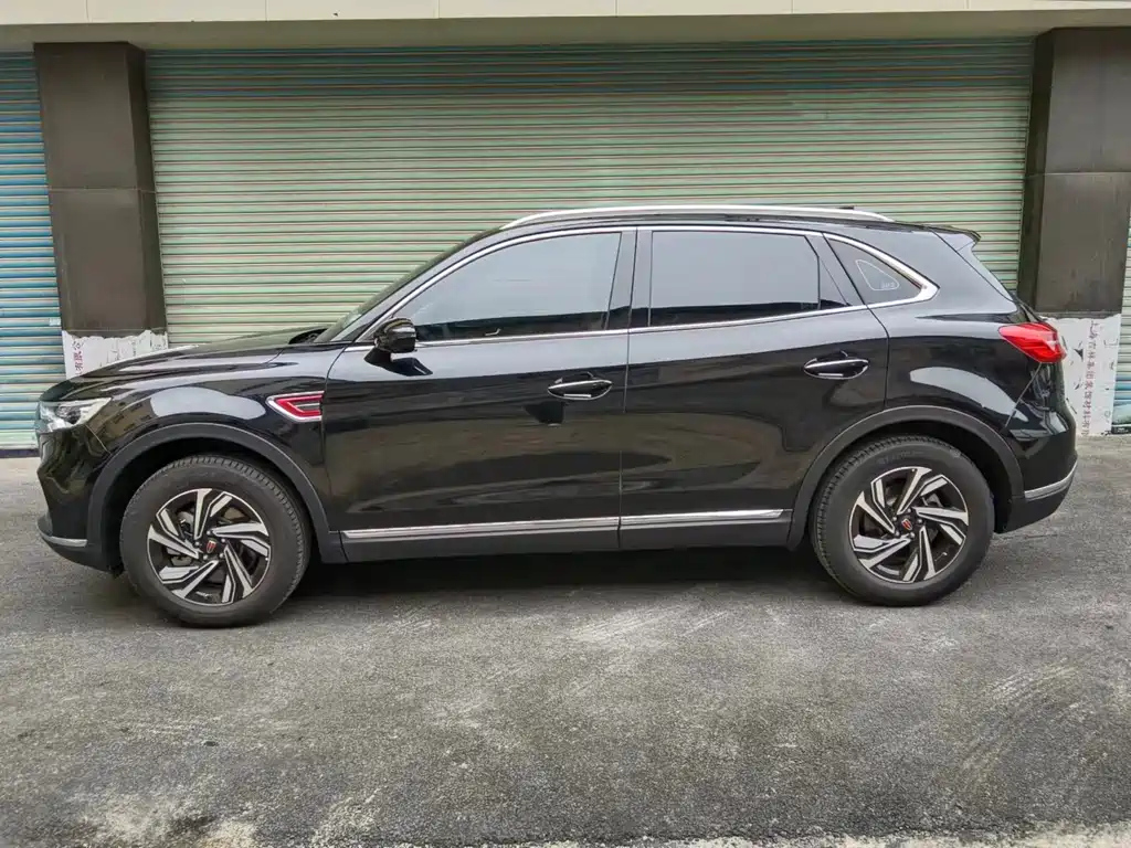 HONGQI HS5 2023