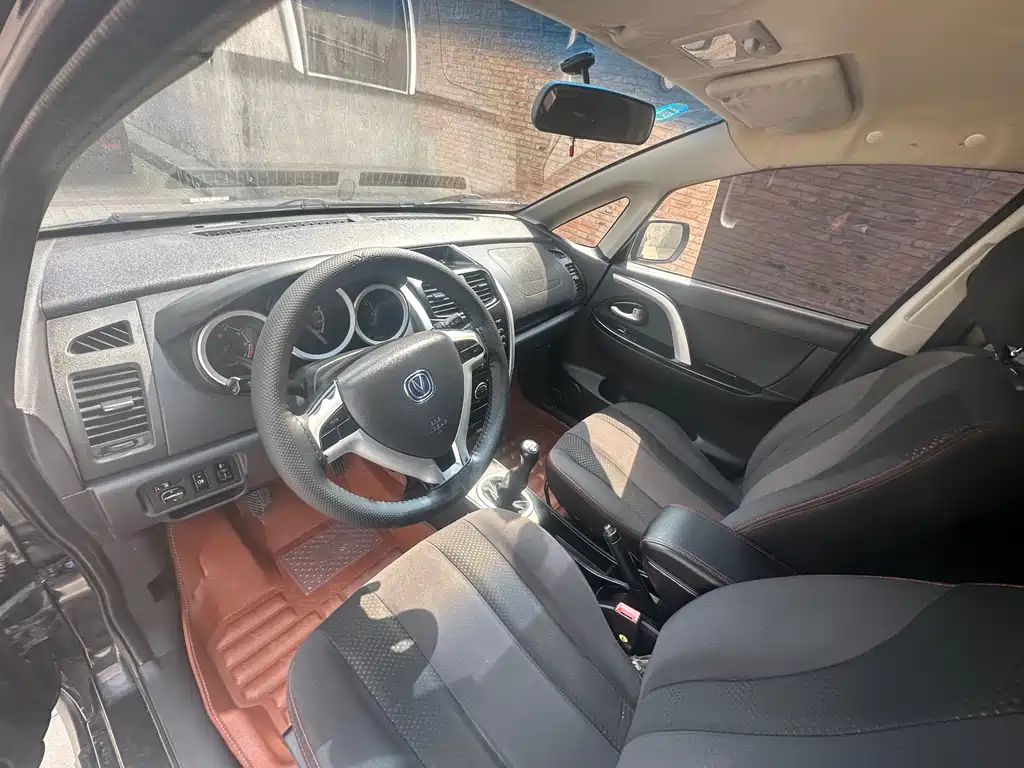 CHANGAN CX20 2015
