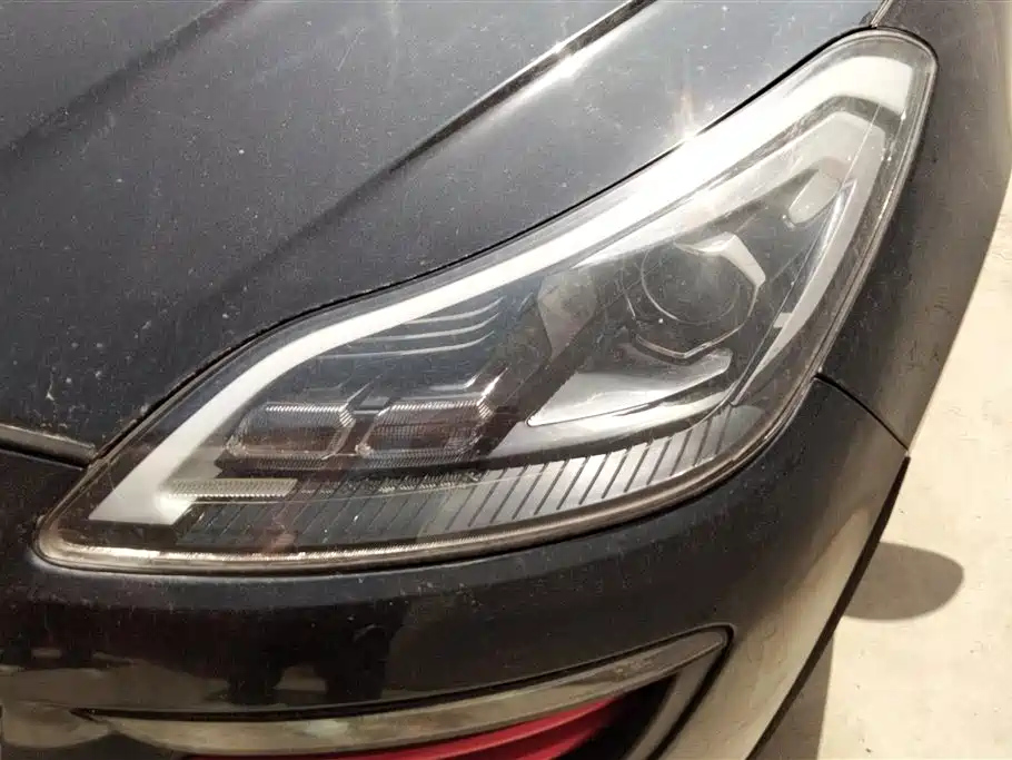 ZOTYE SR9 2016