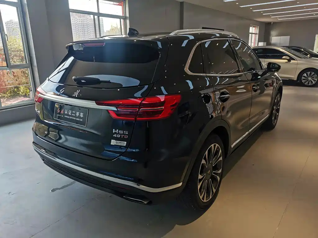 HONGQI HS5 2021