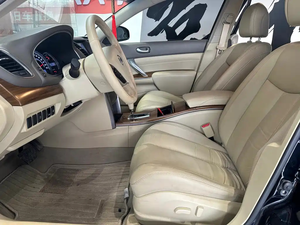NISSAN TEANA 2012