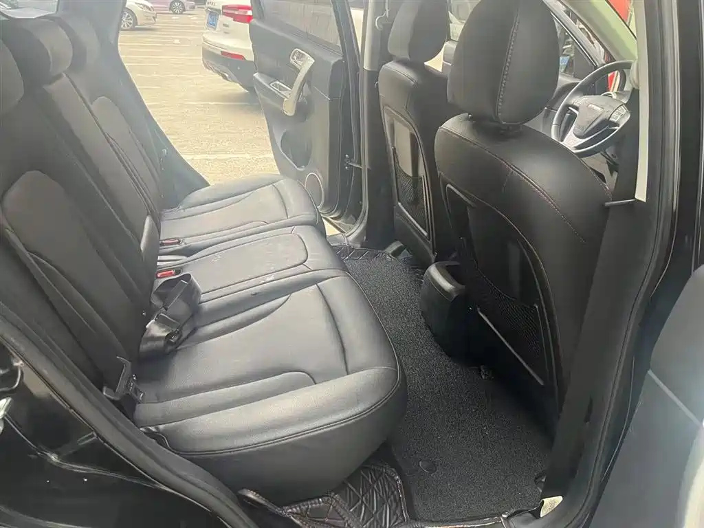 HAVAL H6 2015