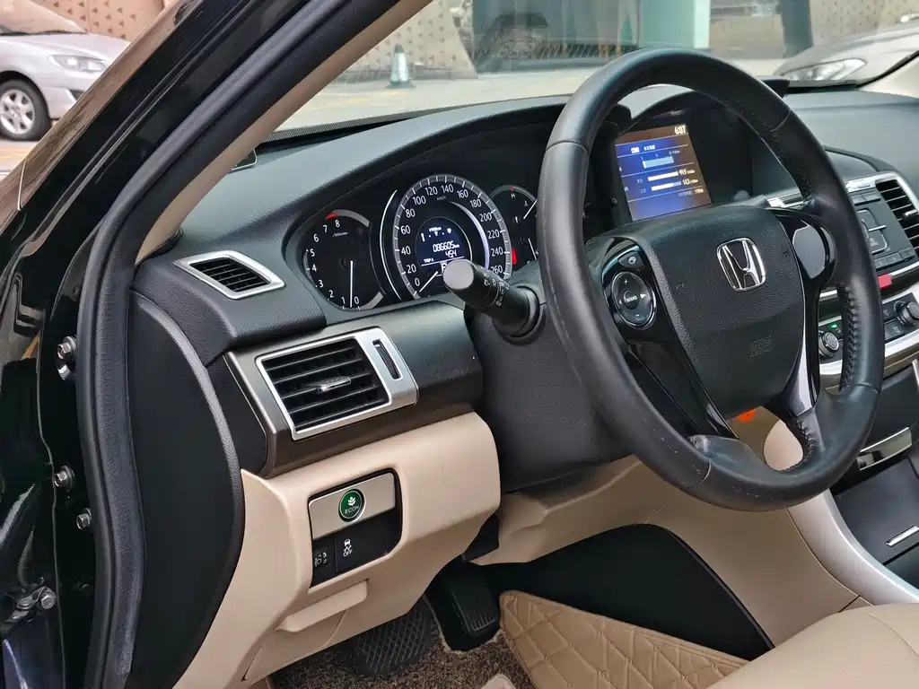 HONDA ACCORD 2016