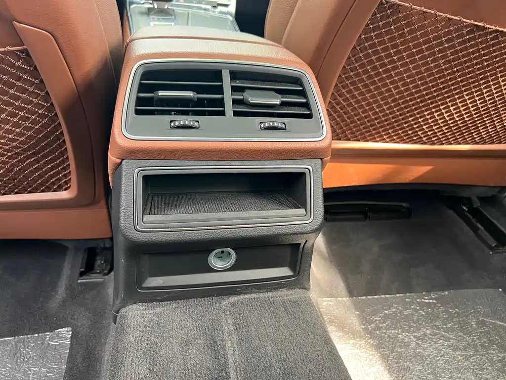 AUDI A6L 2021