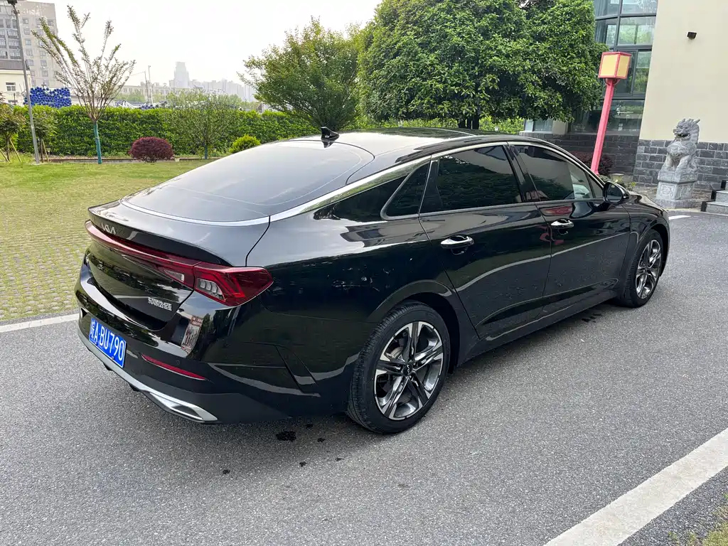 KIA K5 2021