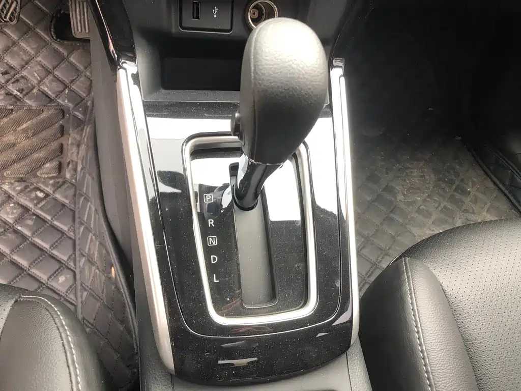 NISSAN SYLPHY 2022