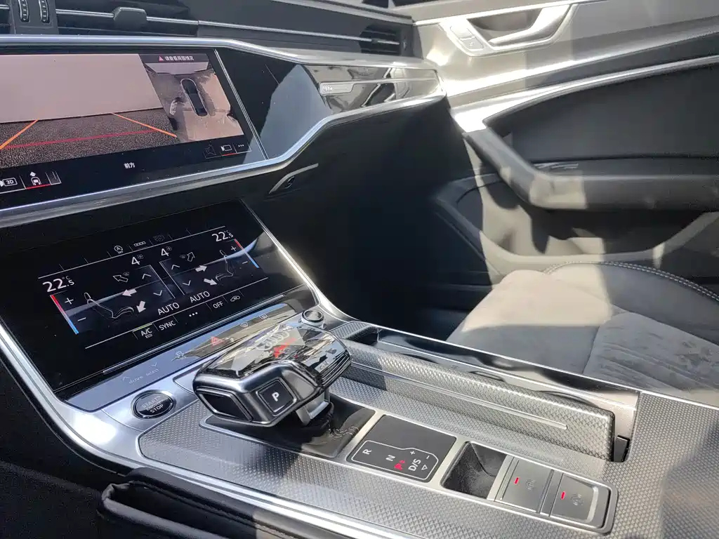 AUDI A6L 2022