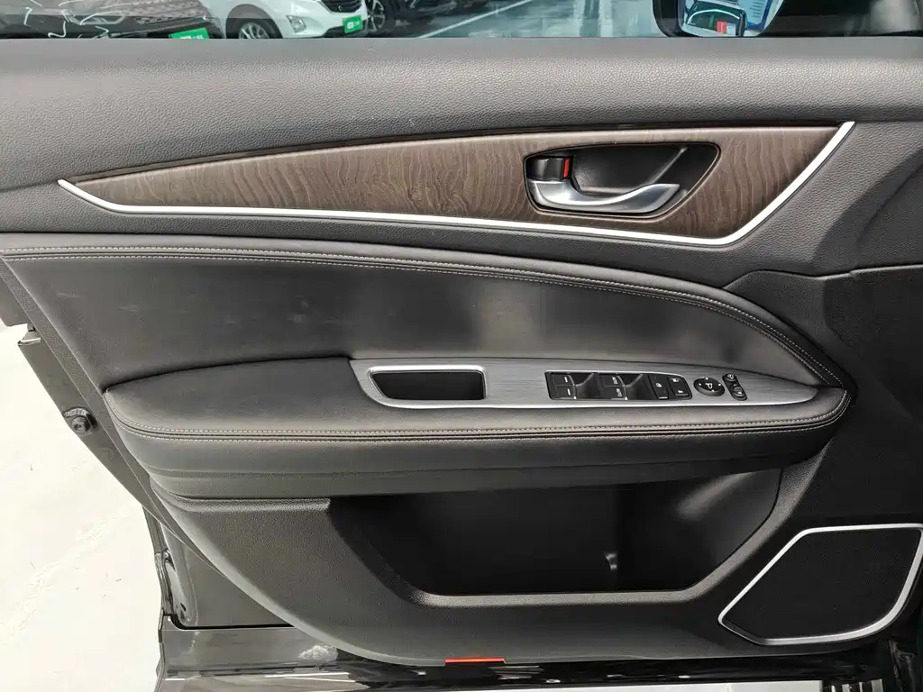 HONDA AVANCIER 2020