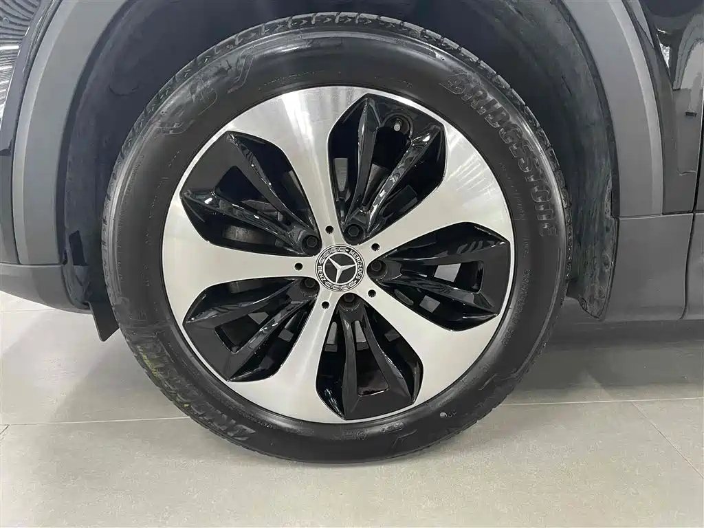 MERCEDES BENZ GLB 2021