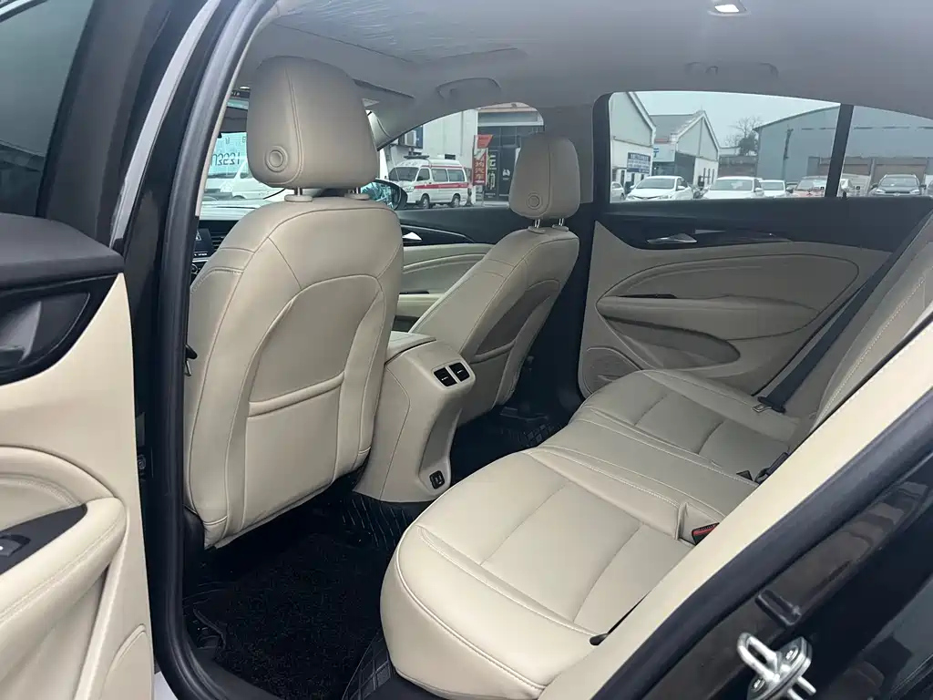 BUICK REGAL 2021