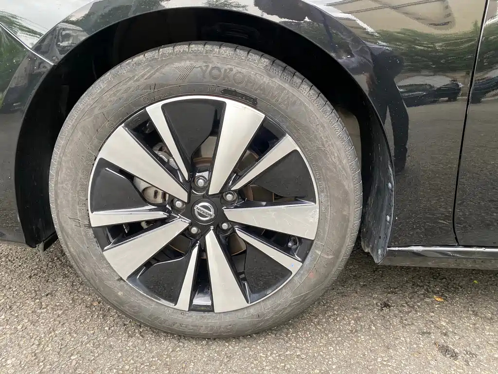 NISSAN TEANA 2022