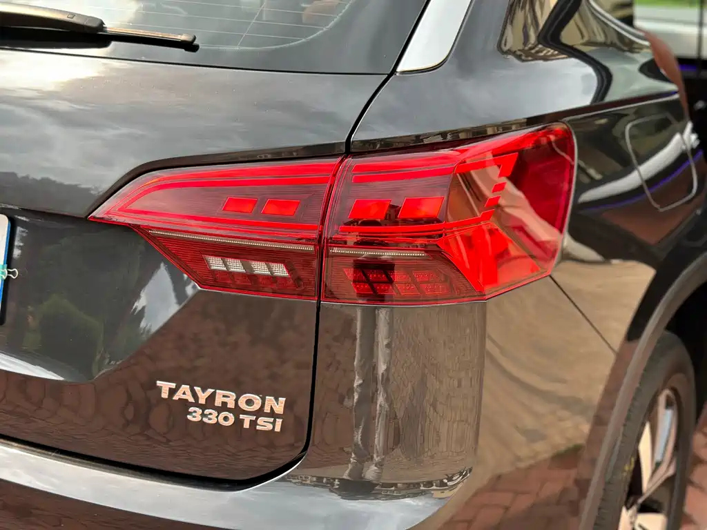 VOLKSWAGEN TAYRON 2020