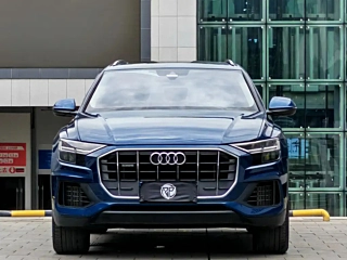 AUDI Q8 2022