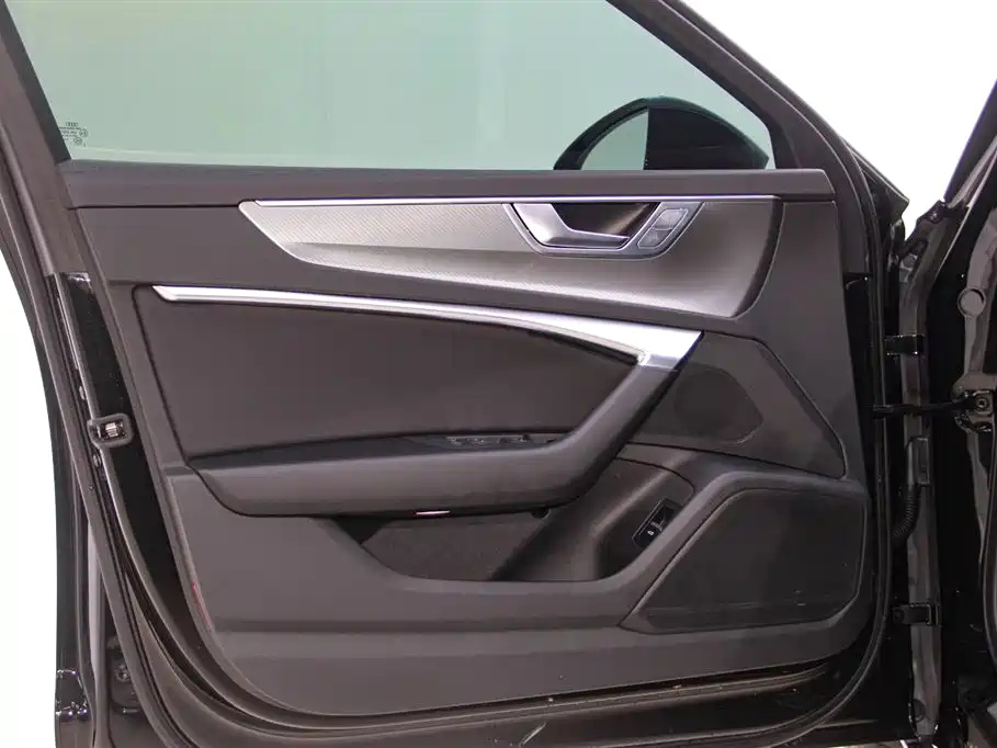 AUDI A6L 2022