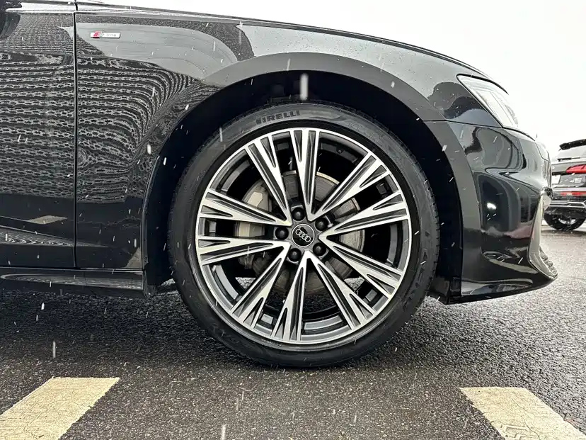 AUDI A6L 2022