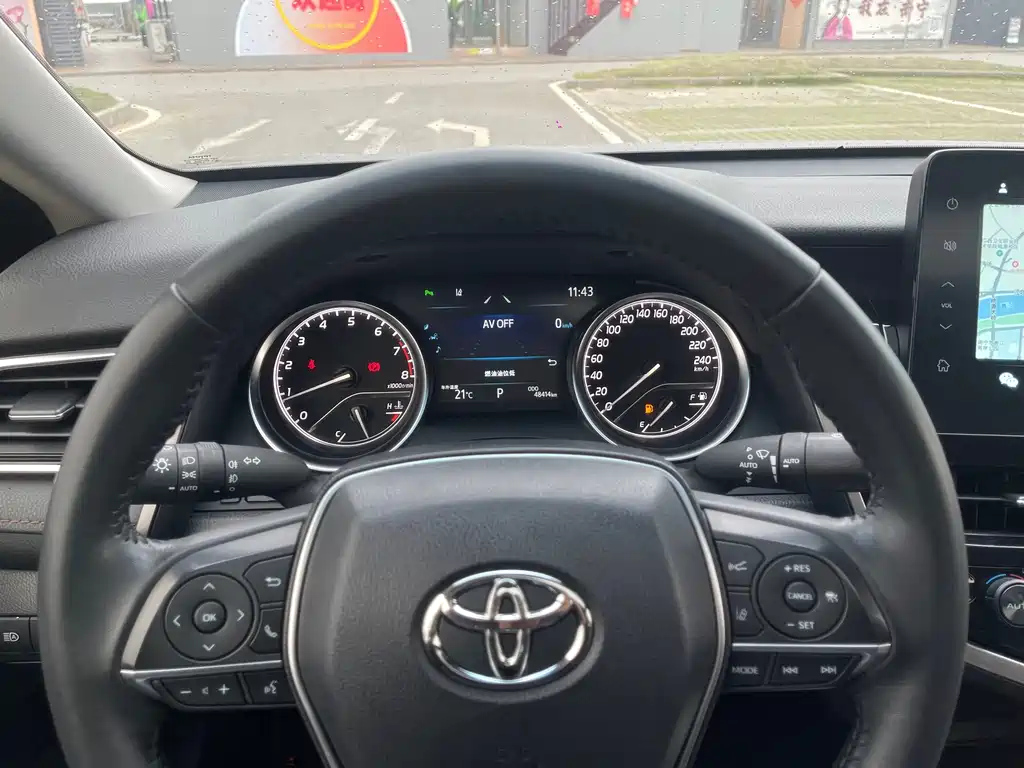 TOYOTA CAMRY 2021