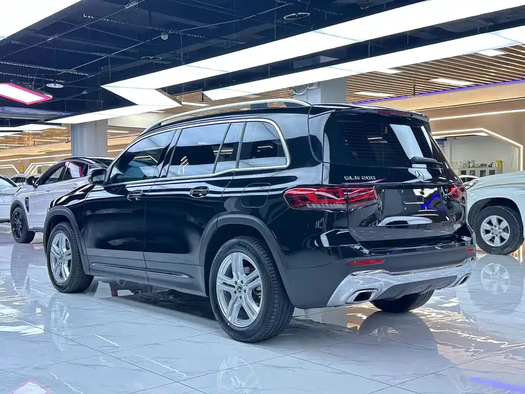 MERCEDES BENZ GLB 2022