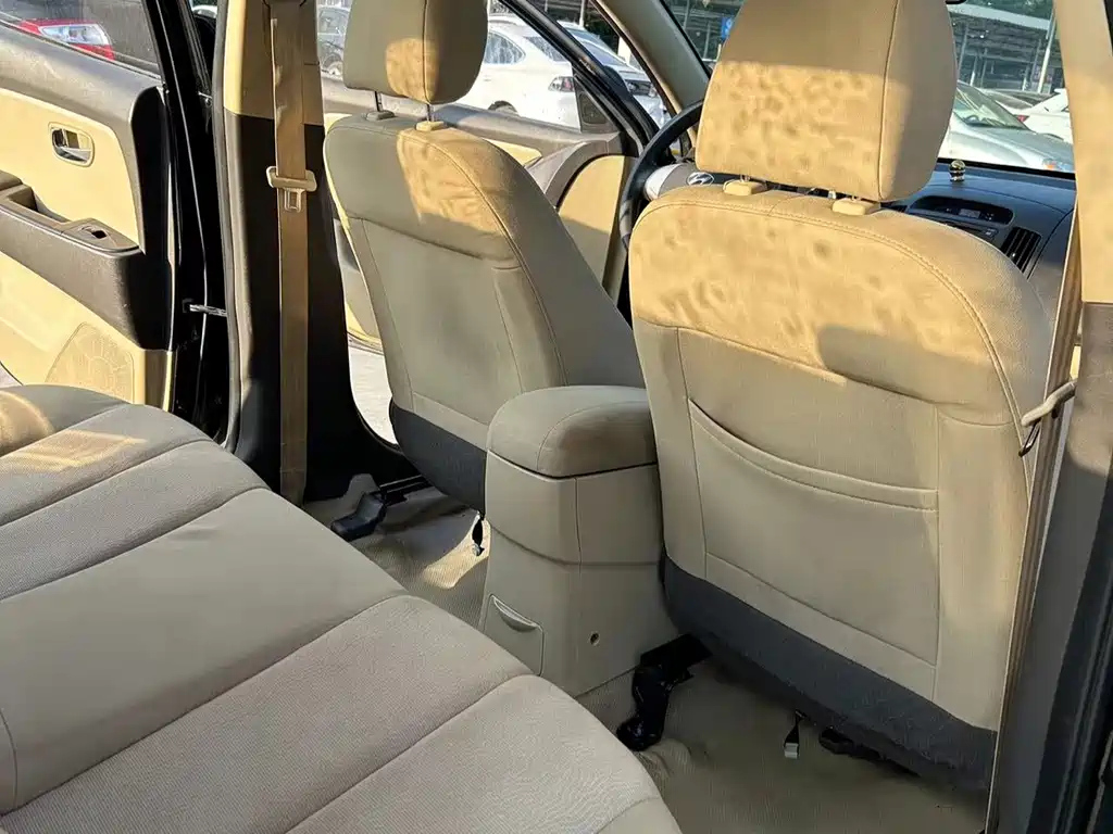 HYUNDAI CELESTA 2010