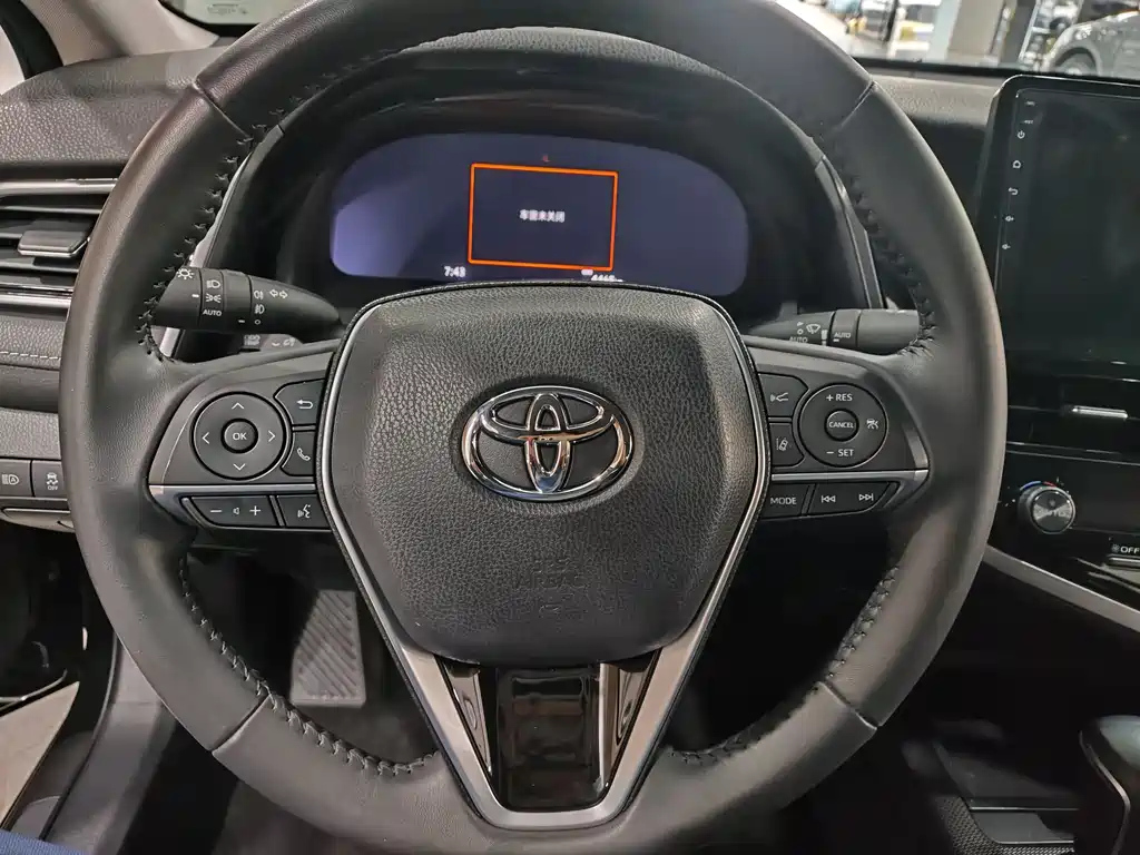 TOYOTA CAMRY 2022