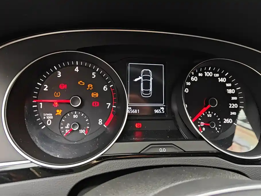 VOLKSWAGEN MAGOTAN 2019