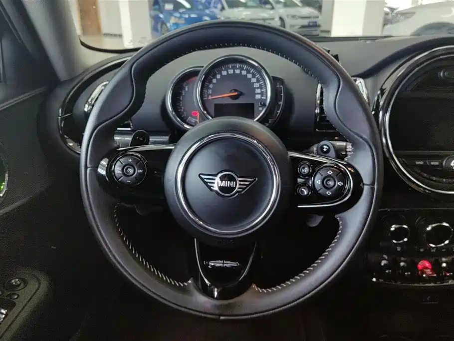 MINI CLUBMAN 2019