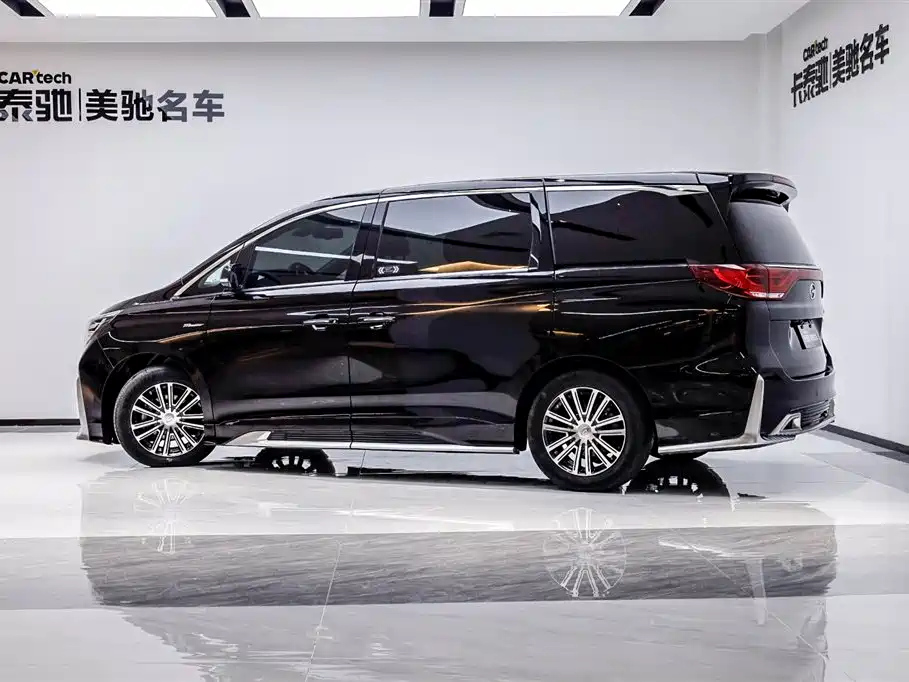 TRUMPCHI M8 2021