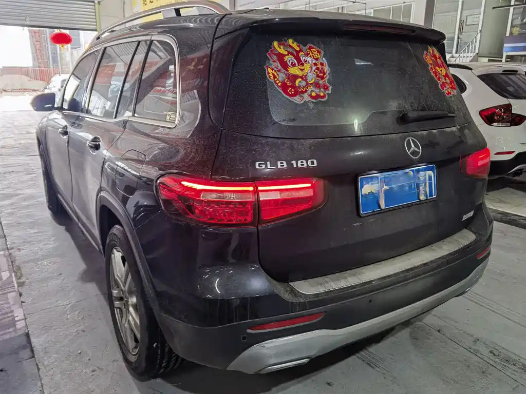 MERCEDES BENZ GLB 2021