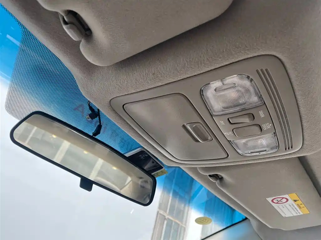 TOYOTA CAMRY 2015