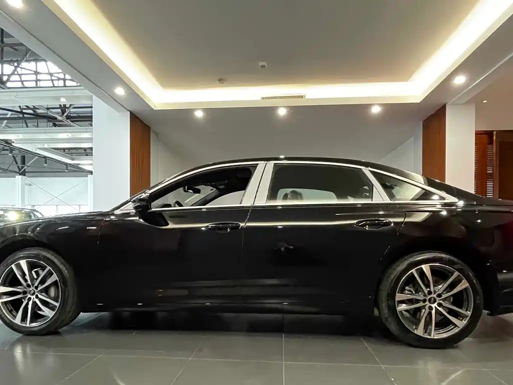 AUDI A6L 2024