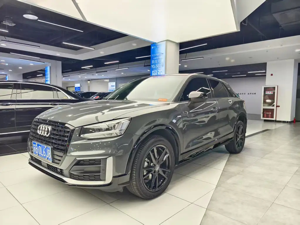AUDI Q2L 2020
