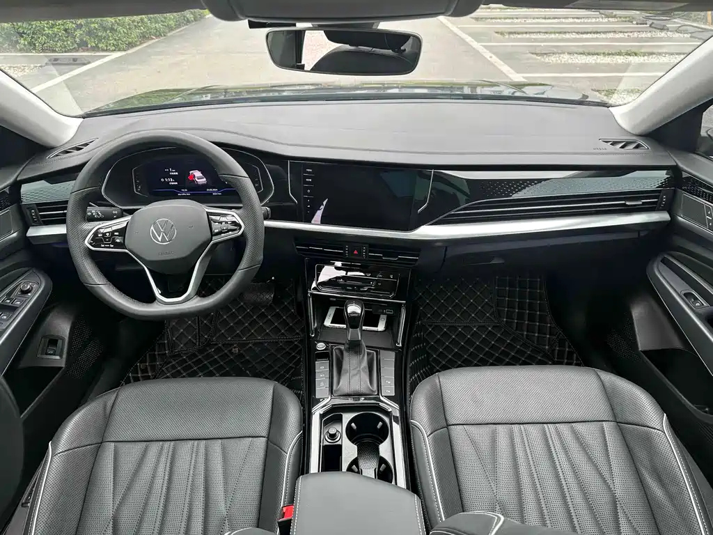 VOLKSWAGEN PASSAT 2022