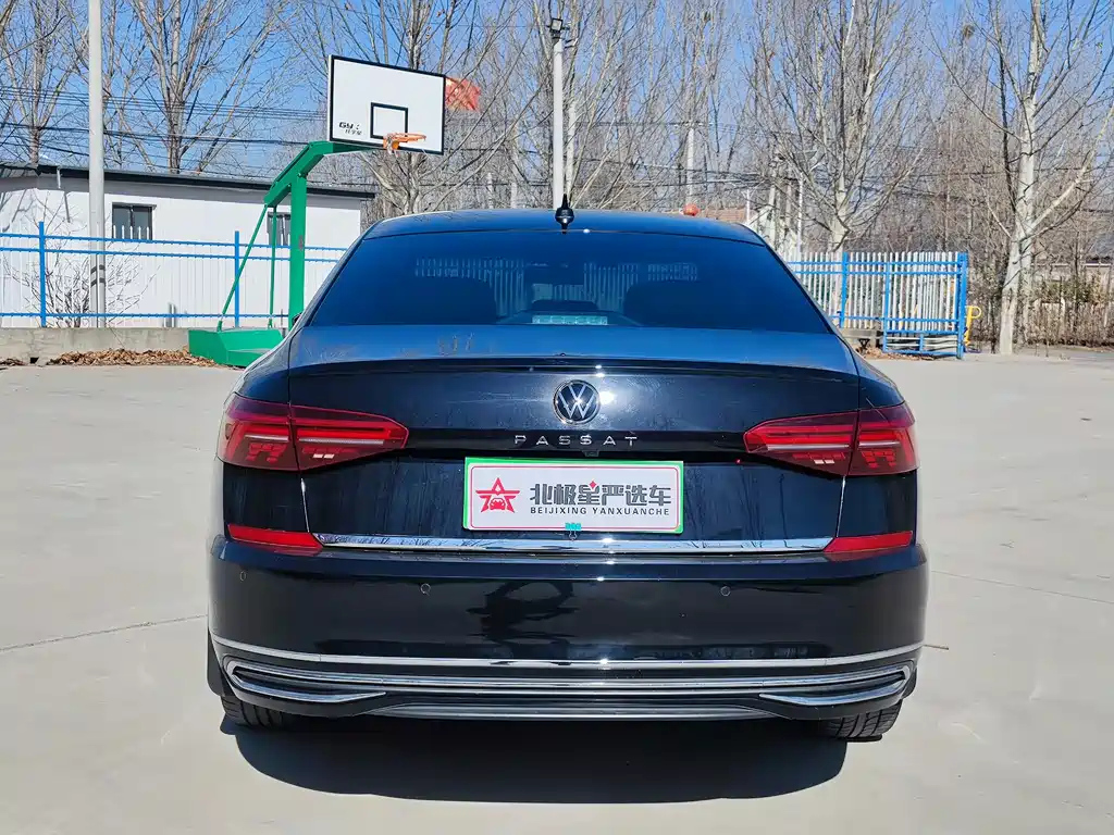 VOLKSWAGEN PASSAT 2020