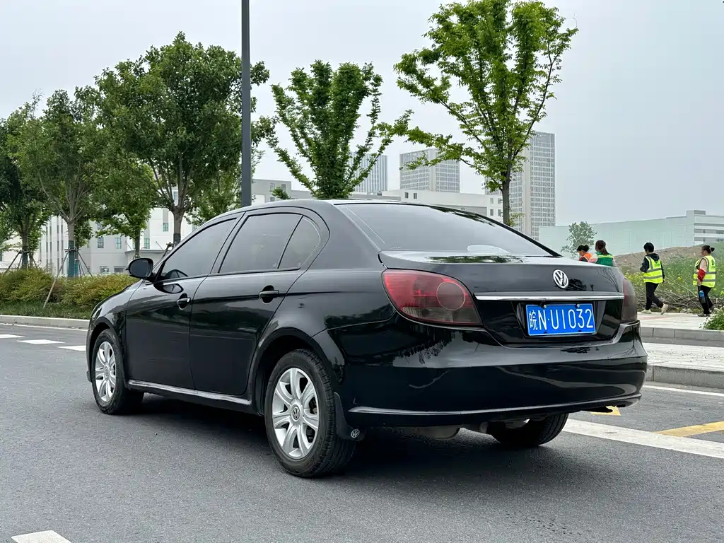 VOLKSWAGEN LAVIDA 2010