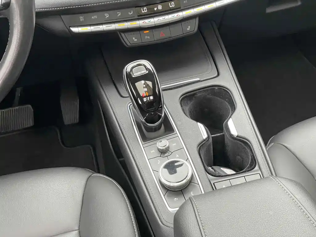 CADILLAC XT4 2020
