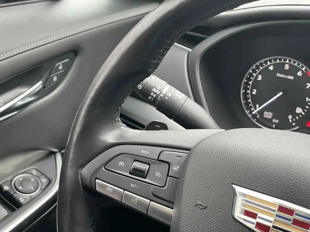 CADILLAC XT4 2020