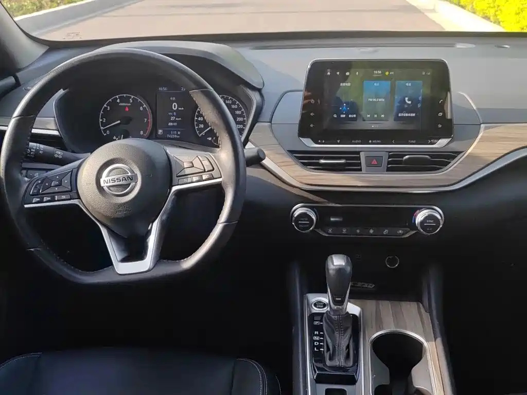 NISSAN TEANA 2021