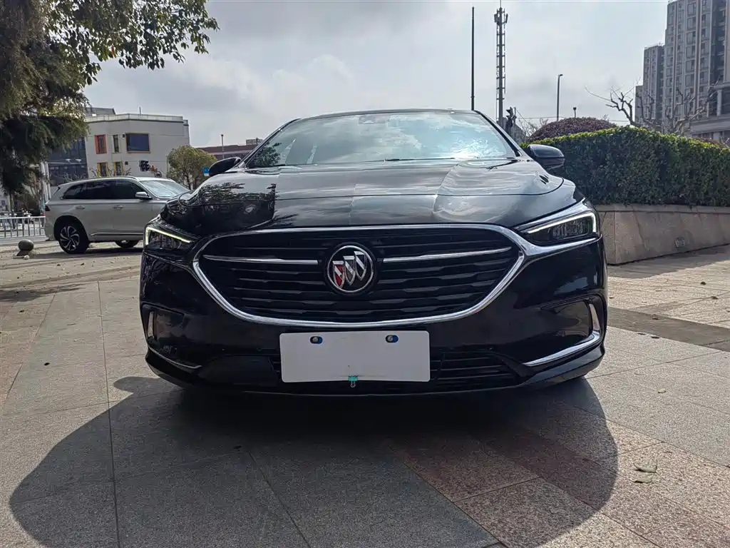 BUICK LACROSSE 2020
