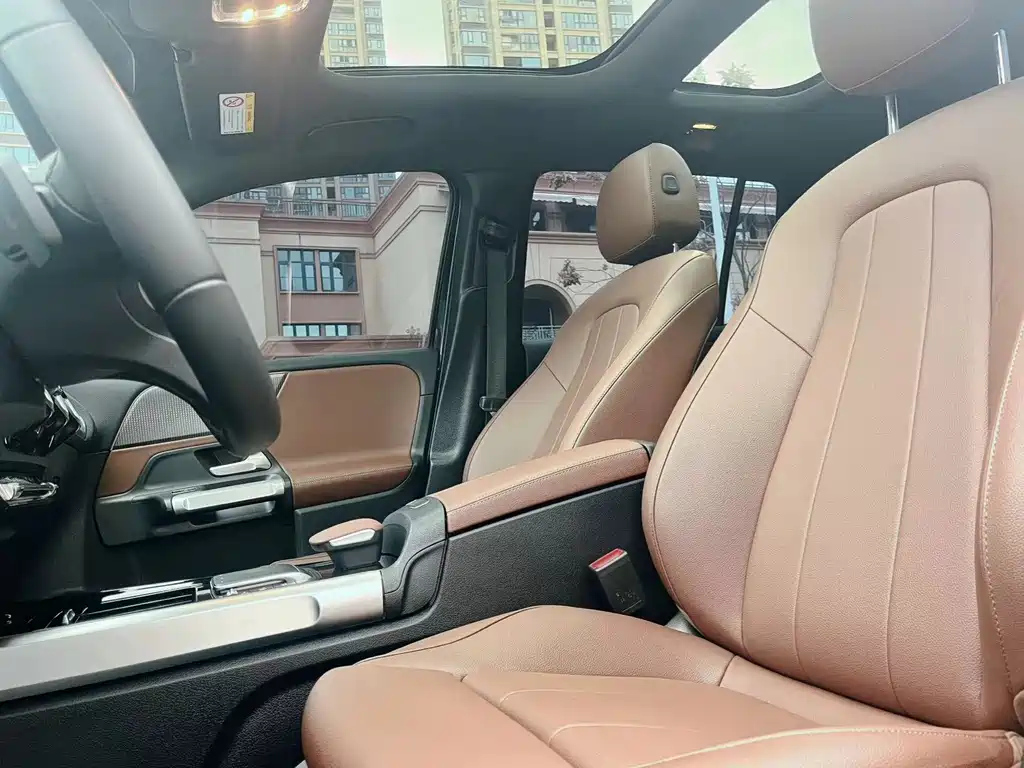 MERCEDES BENZ GLB 2022