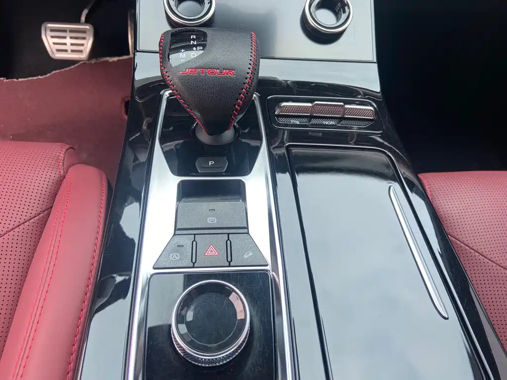 JETOUR X70 PLUS 2022