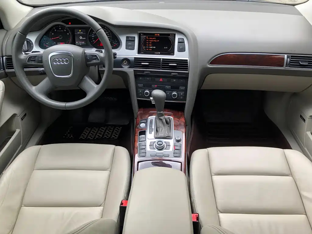 AUDI A6L 2011