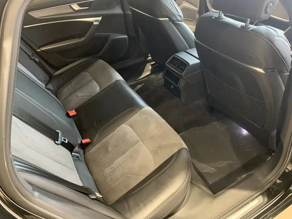 AUDI A6L 2020