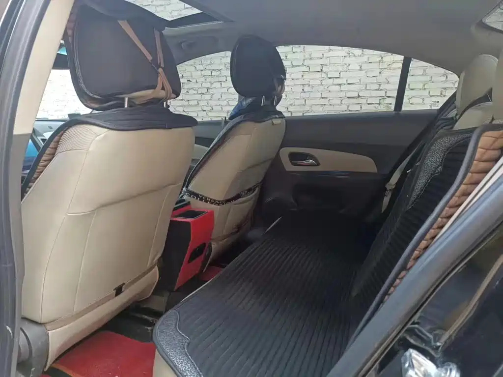 CHEVROLET CRUZE 2015