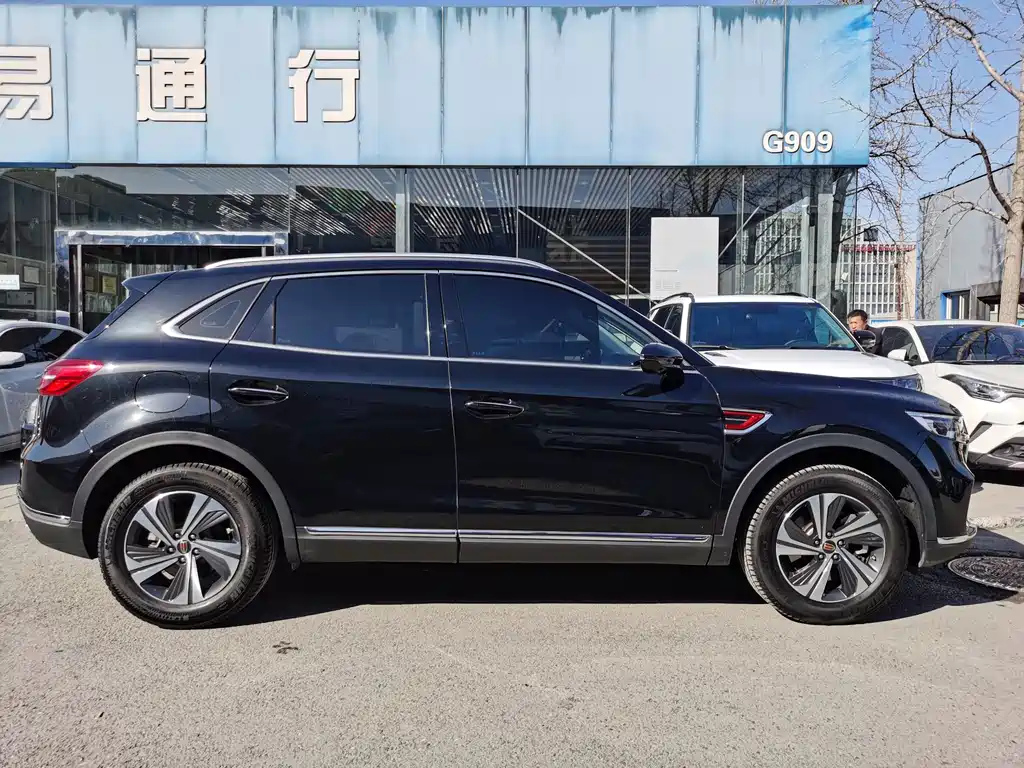 HONGQI HS5 2021