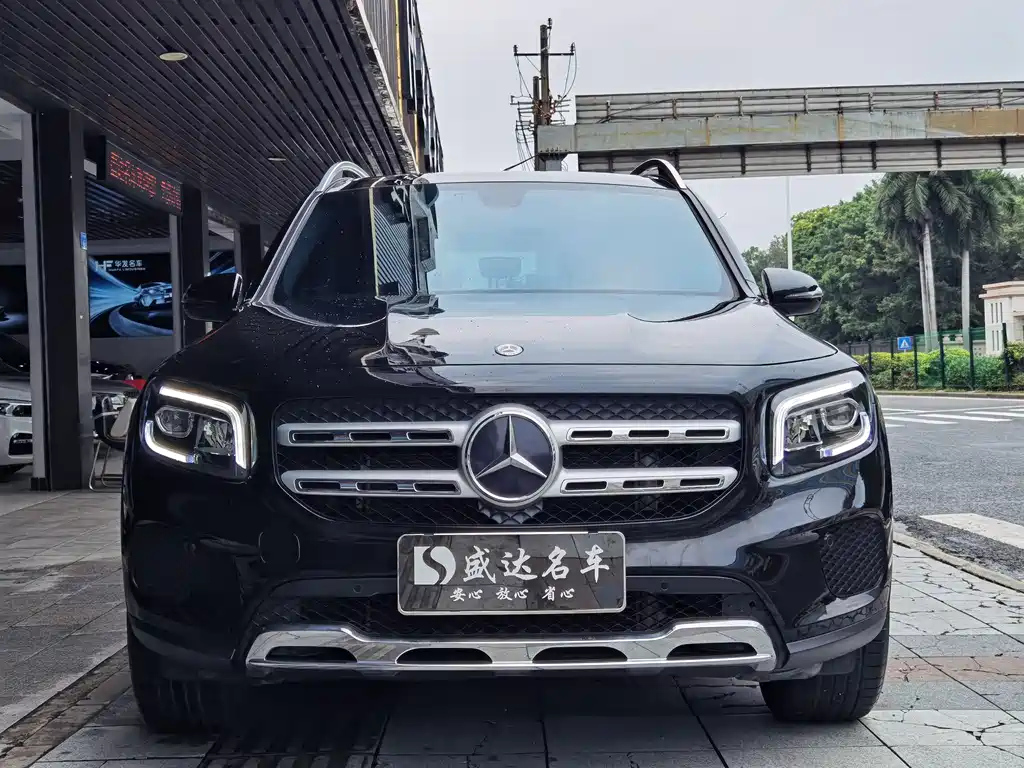 MERCEDES BENZ GLB 2020