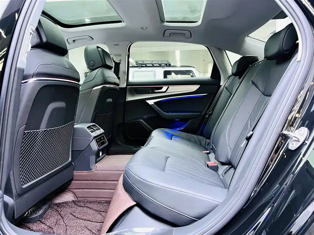 AUDI A6L 2021