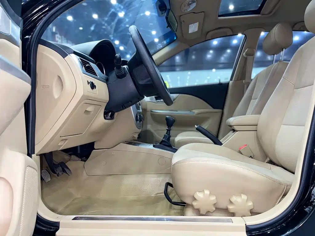 BUICK EXCELLE 2013