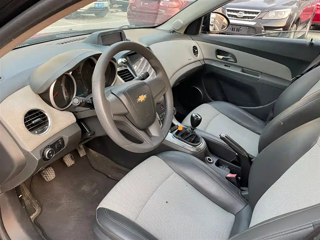 CHEVROLET CRUZE 2014