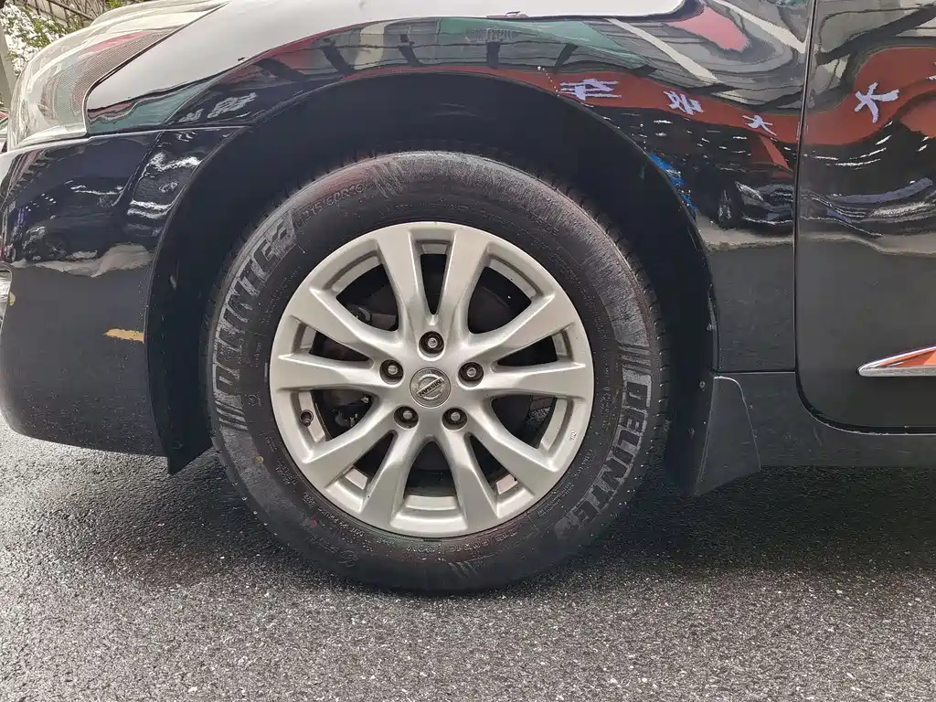 NISSAN TEANA 2015