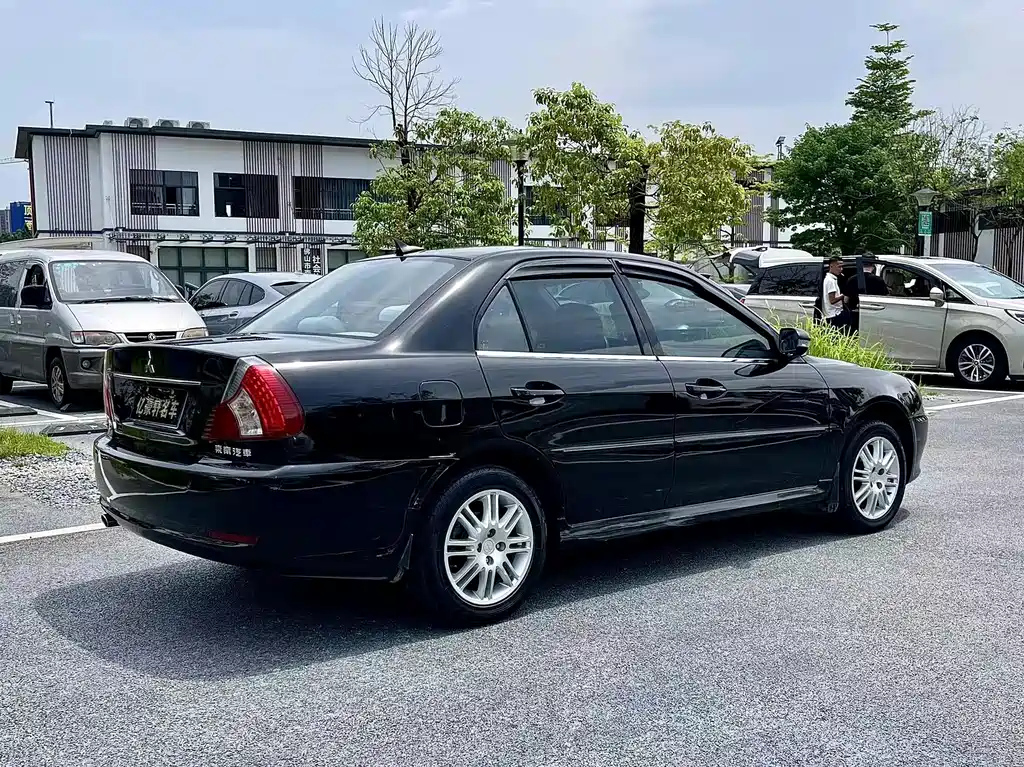MITSUBISHI OTHER 2012